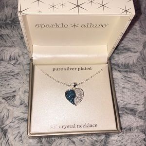 ✨Sparkle&Allure✨ Blue/white heart necklace